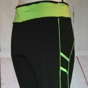 WinWin Sport Womens Legging Size M Black Green